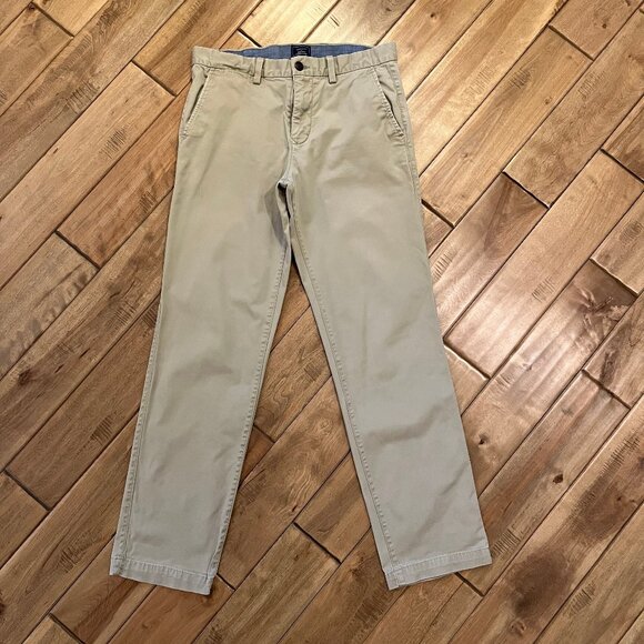 GAP Other - Gap Khakis Men's 31x32